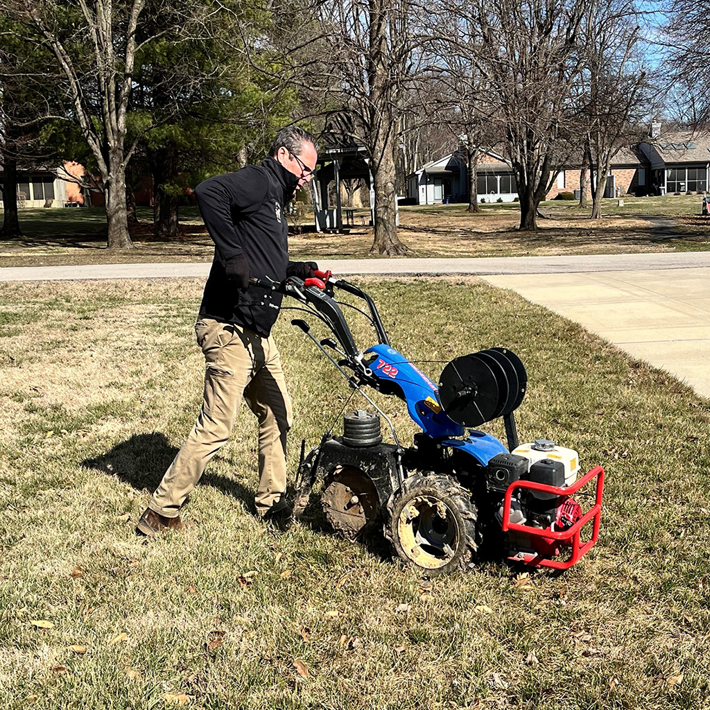 Chuck on dog fence wire machine